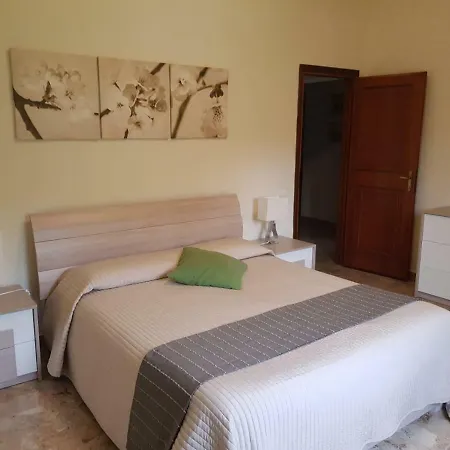 Lorenzo Primo Piano Holiday home Camaiore